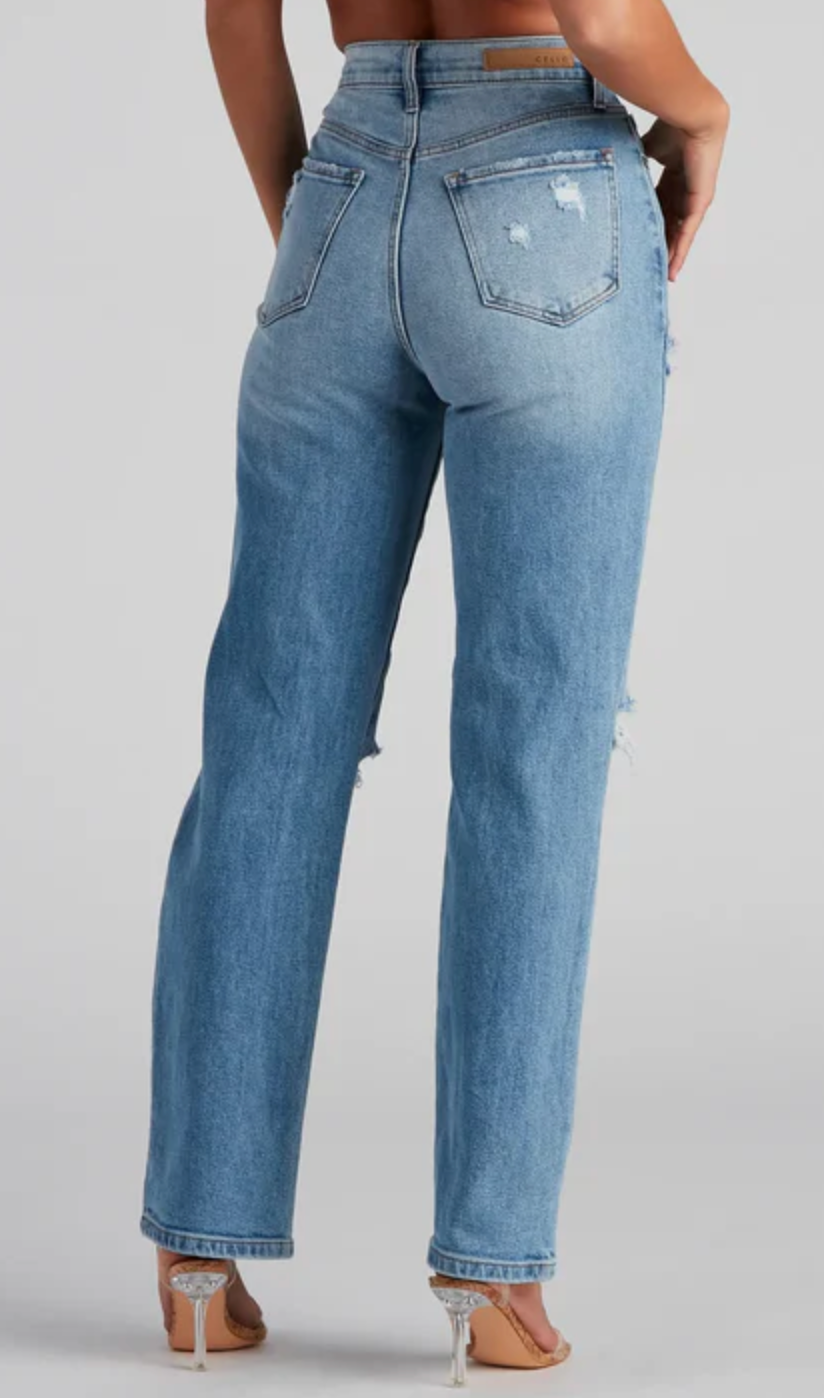 High-Rise Distressed Boyfriend Jeans 60 Reviews