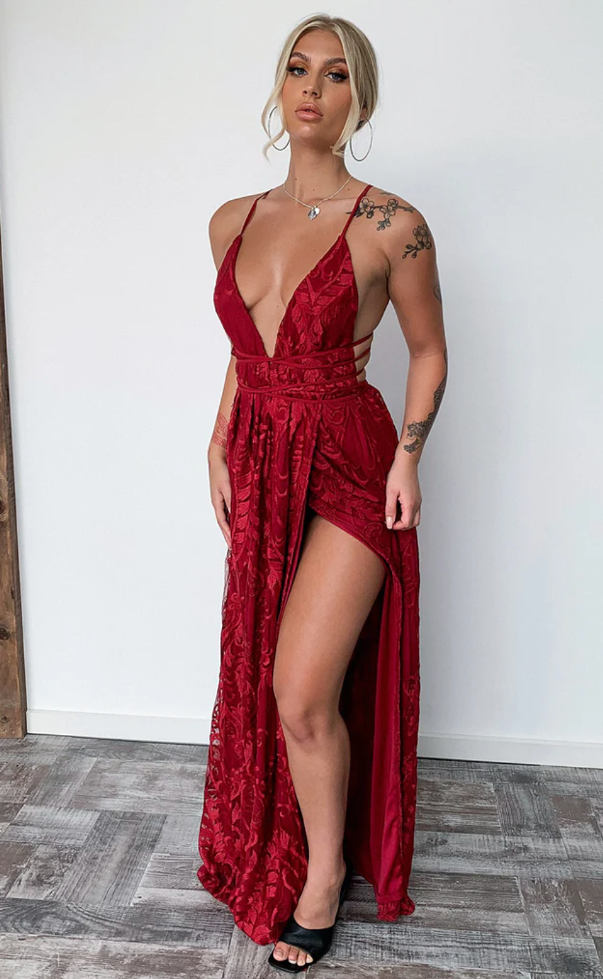 Scarlett Dress - Burgundy